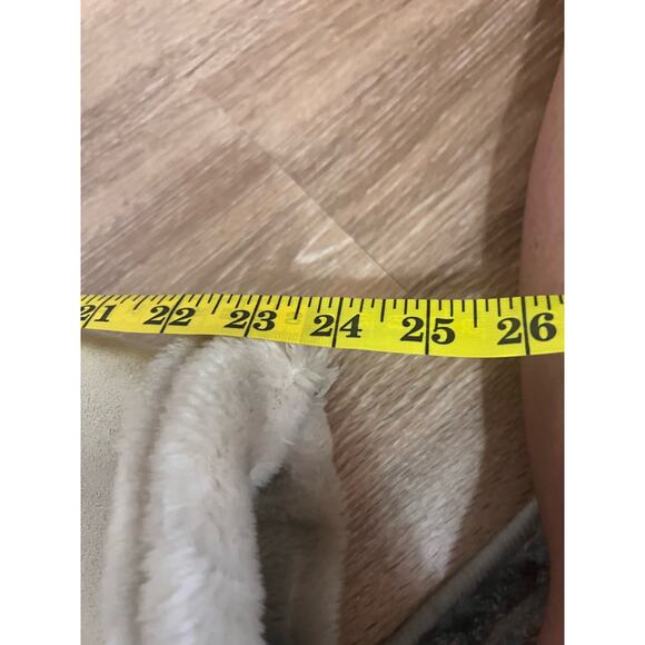 Esprit Faux Shearling Cream Jacket - Picture 15 of 16